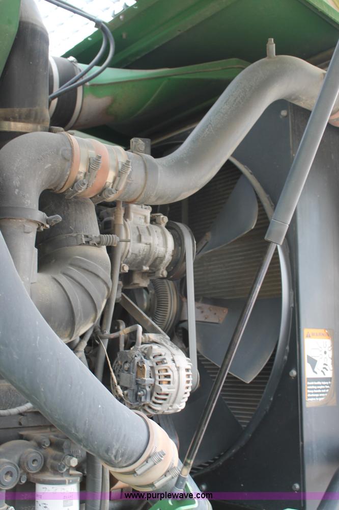 image for item C3711 2004 John Deere 7800 forage harvester