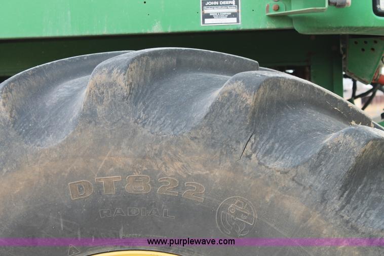 image for item C3711 2004 John Deere 7800 forage harvester