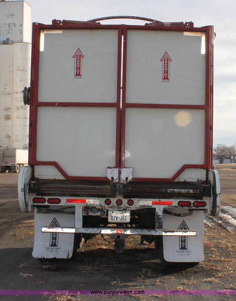 image for item C3718 2010 Aeroswint trailer