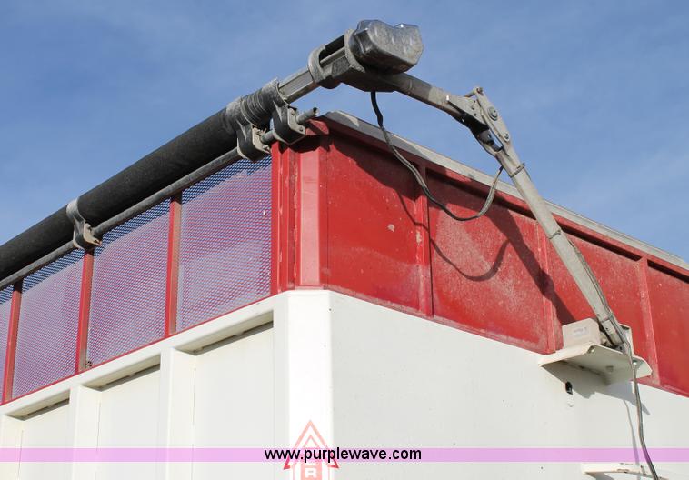 image for item C3718 2010 Aeroswint trailer