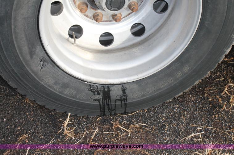 image for item C3718 2010 Aeroswint trailer