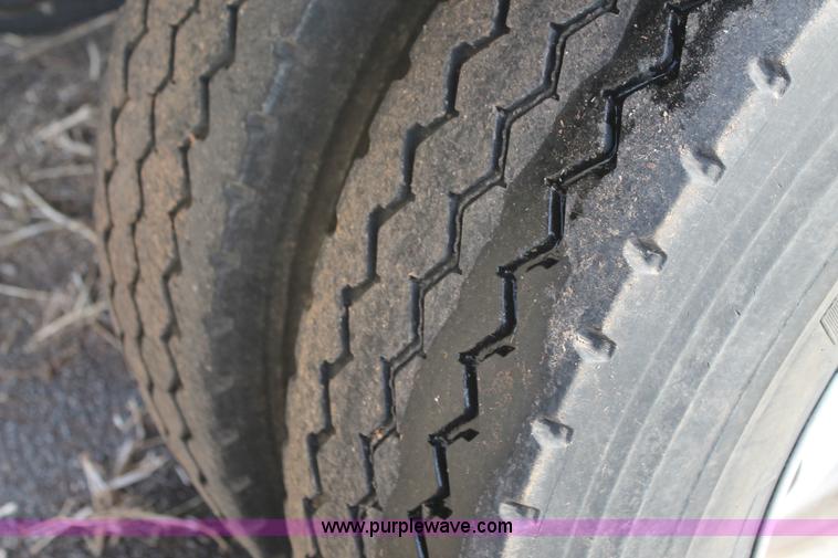 image for item C3718 2010 Aeroswint trailer