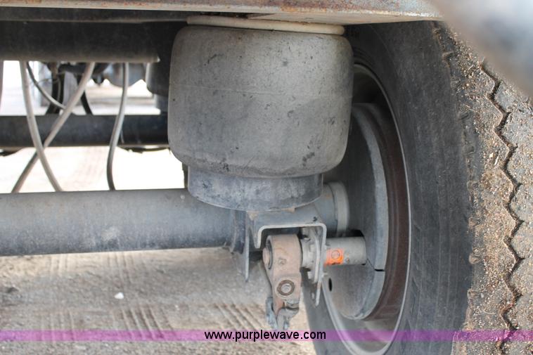 image for item C3720 2010 Aeroswint trailer