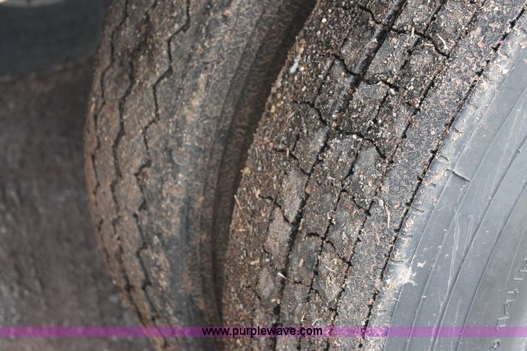 image for item C3720 2010 Aeroswint trailer