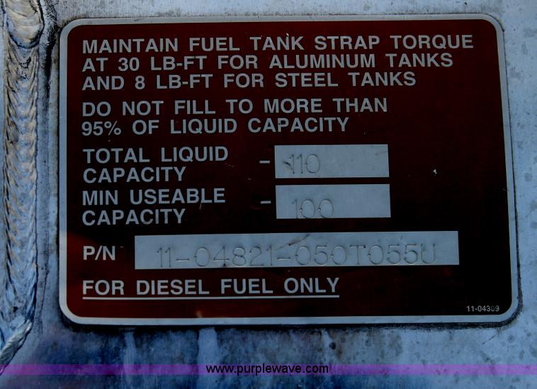 image for item C3721 2009 Peterbilt 367 semi truck