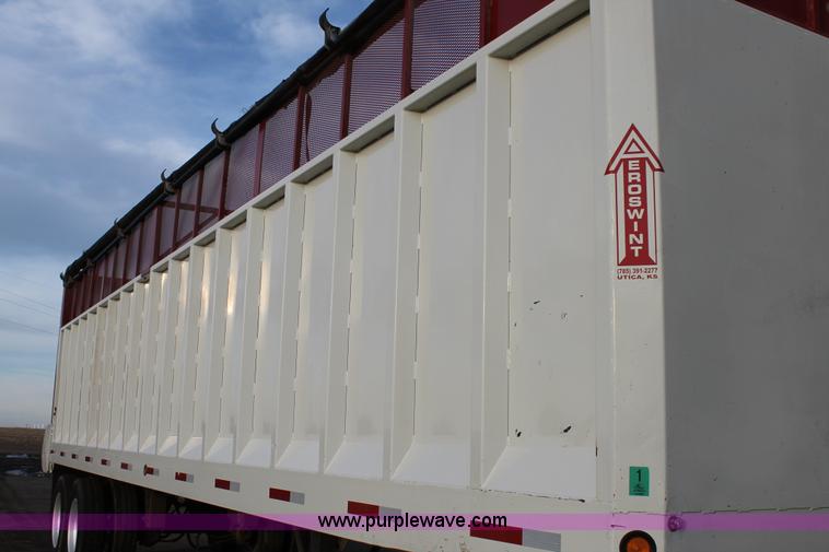 image for item C3722 2010 Aeroswint trailer