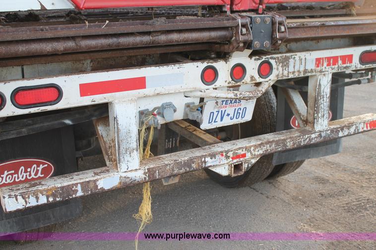 image for item C3722 2010 Aeroswint trailer