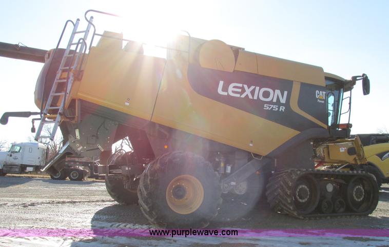 image for item F4833 2009 Lexion 575R RWA combine