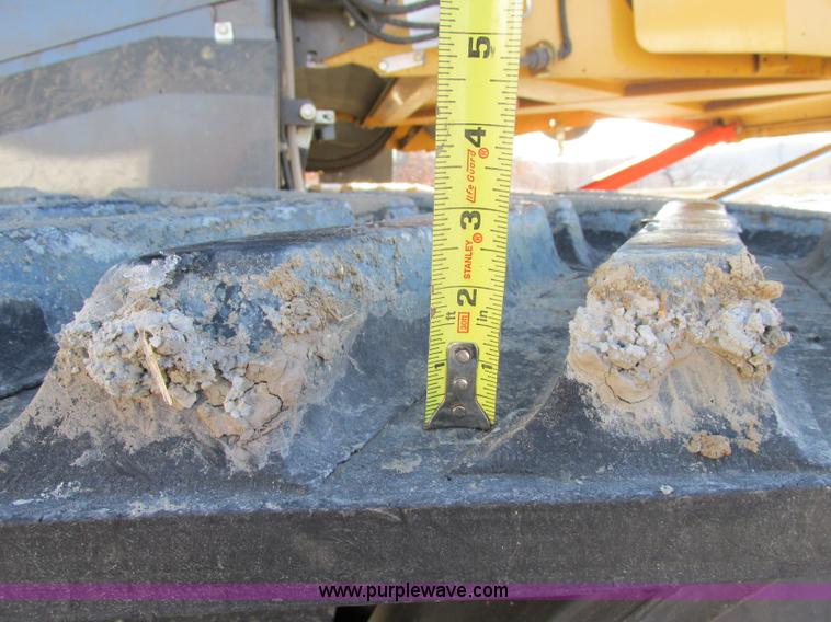 image for item F4833 2009 Lexion 575R RWA combine