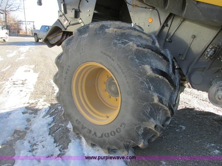 image for item F4833 2009 Lexion 575R RWA combine