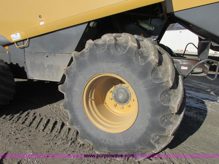 image for item F4833 2009 Lexion 575R RWA combine