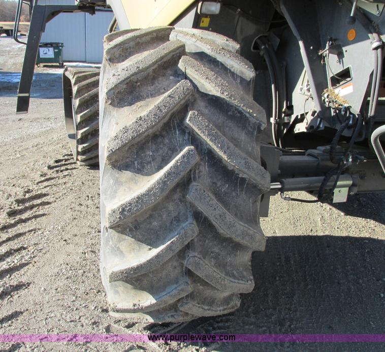 image for item F4833 2009 Lexion 575R RWA combine