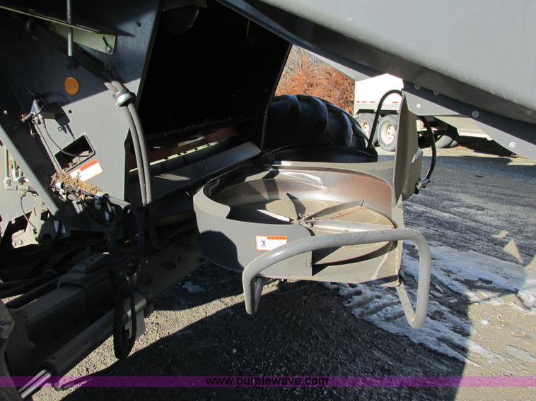 image for item F4833 2009 Lexion 575R RWA combine