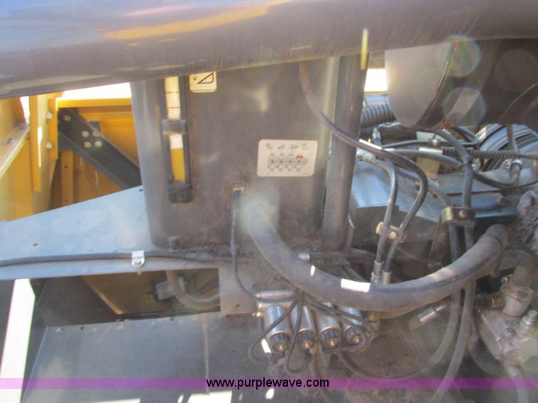 image for item F4833 2009 Lexion 575R RWA combine