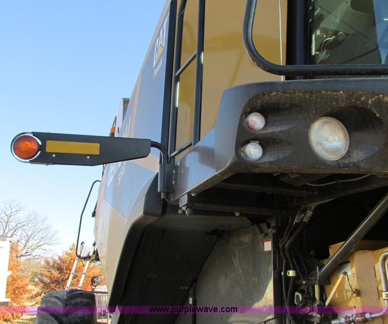 image for item F4833 2009 Lexion 575R RWA combine