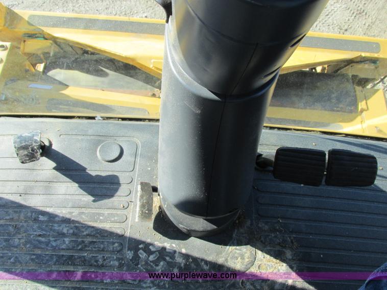 image for item F4833 2009 Lexion 575R RWA combine