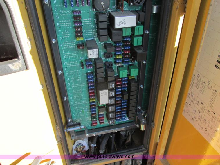 image for item F4833 2009 Lexion 575R RWA combine