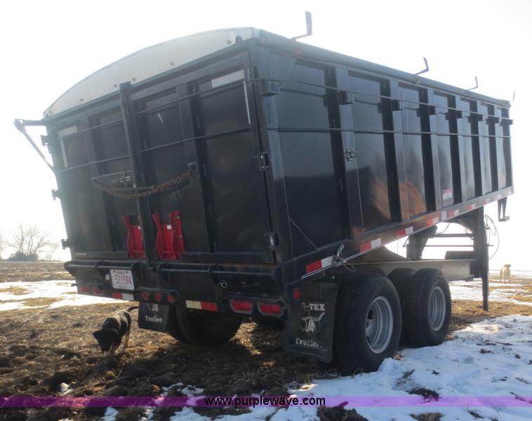 image for item F6759 2007 Big Tex 25DU-18 dump trailer