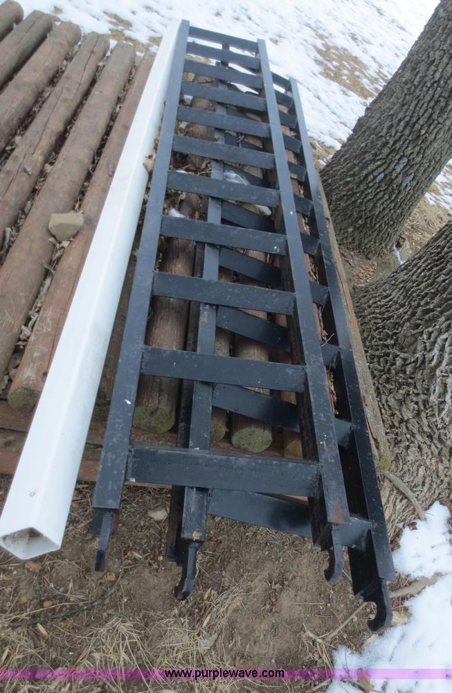 image for item F6759 2007 Big Tex 25DU-18 dump trailer