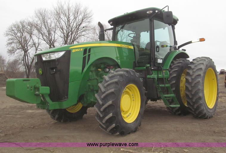 image for item F7228 2011 John Deere 8260R MFWD tractor