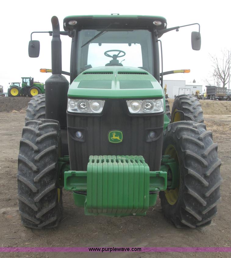 image for item F7228 2011 John Deere 8260R MFWD tractor