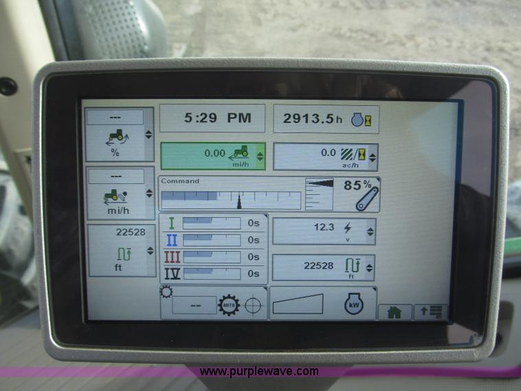 image for item F7228 2011 John Deere 8260R MFWD tractor