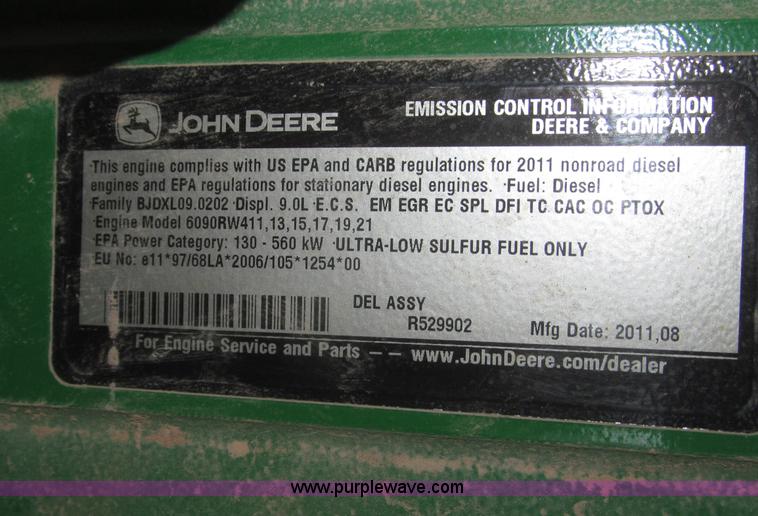 image for item F7228 2011 John Deere 8260R MFWD tractor