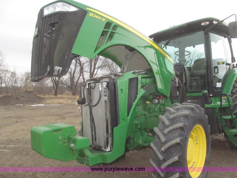 image for item F7228 2011 John Deere 8260R MFWD tractor