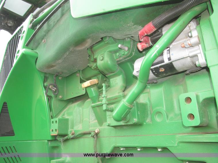 image for item F7228 2011 John Deere 8260R MFWD tractor