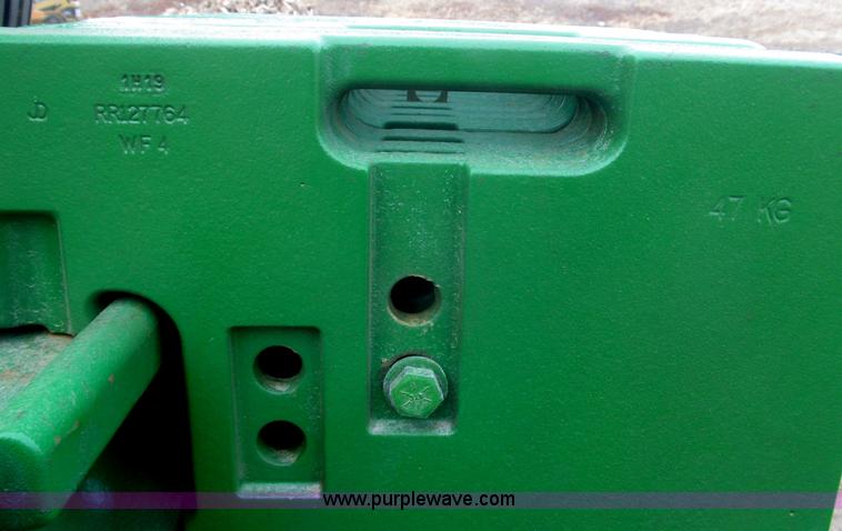 image for item F7228 2011 John Deere 8260R MFWD tractor