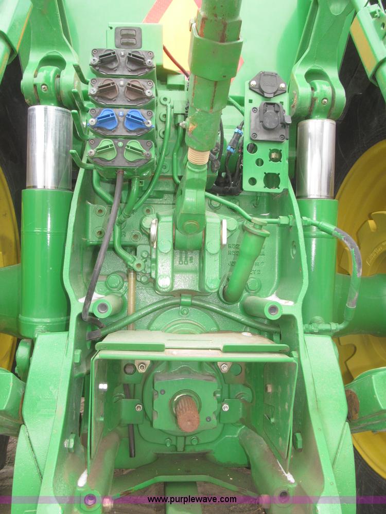 image for item F7228 2011 John Deere 8260R MFWD tractor