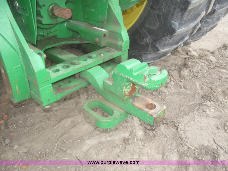 image for item F7228 2011 John Deere 8260R MFWD tractor
