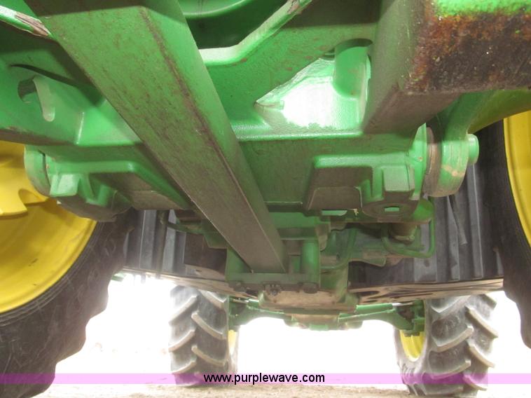 image for item F7228 2011 John Deere 8260R MFWD tractor