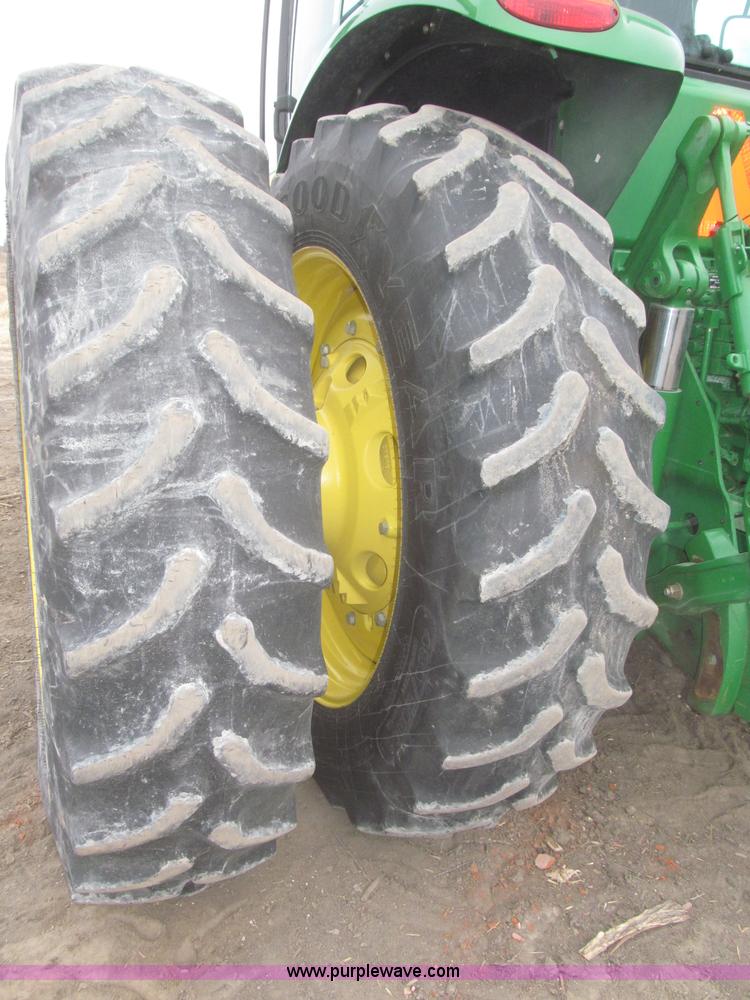 image for item F7228 2011 John Deere 8260R MFWD tractor