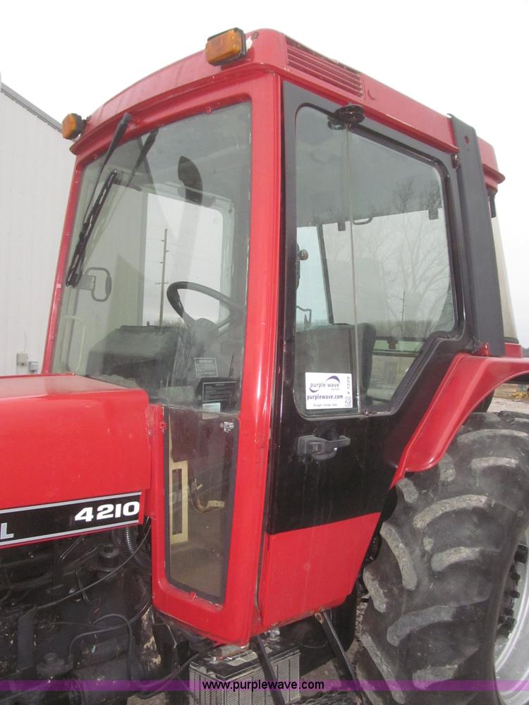 image for item F7229 1994 Case IH 4210 utility tractor