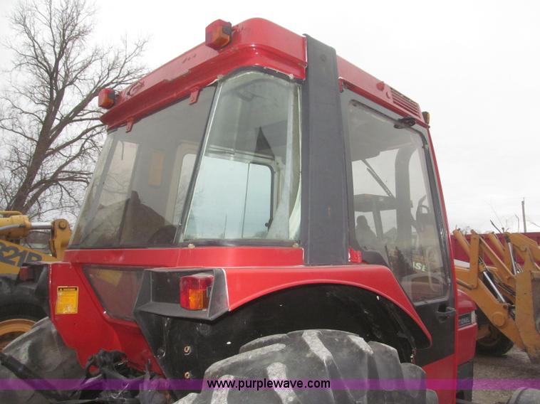 image for item F7229 1994 Case IH 4210 utility tractor