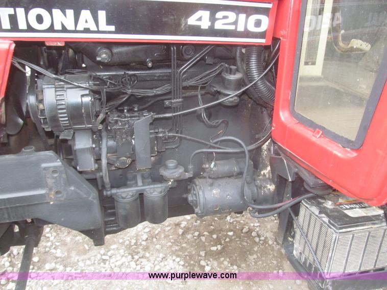 image for item F7229 1994 Case IH 4210 utility tractor