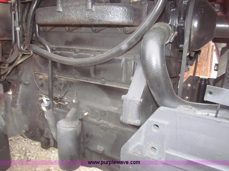 image for item F7229 1994 Case IH 4210 utility tractor