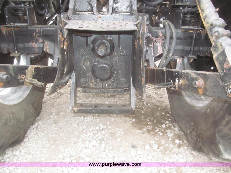 image for item F7229 1994 Case IH 4210 utility tractor