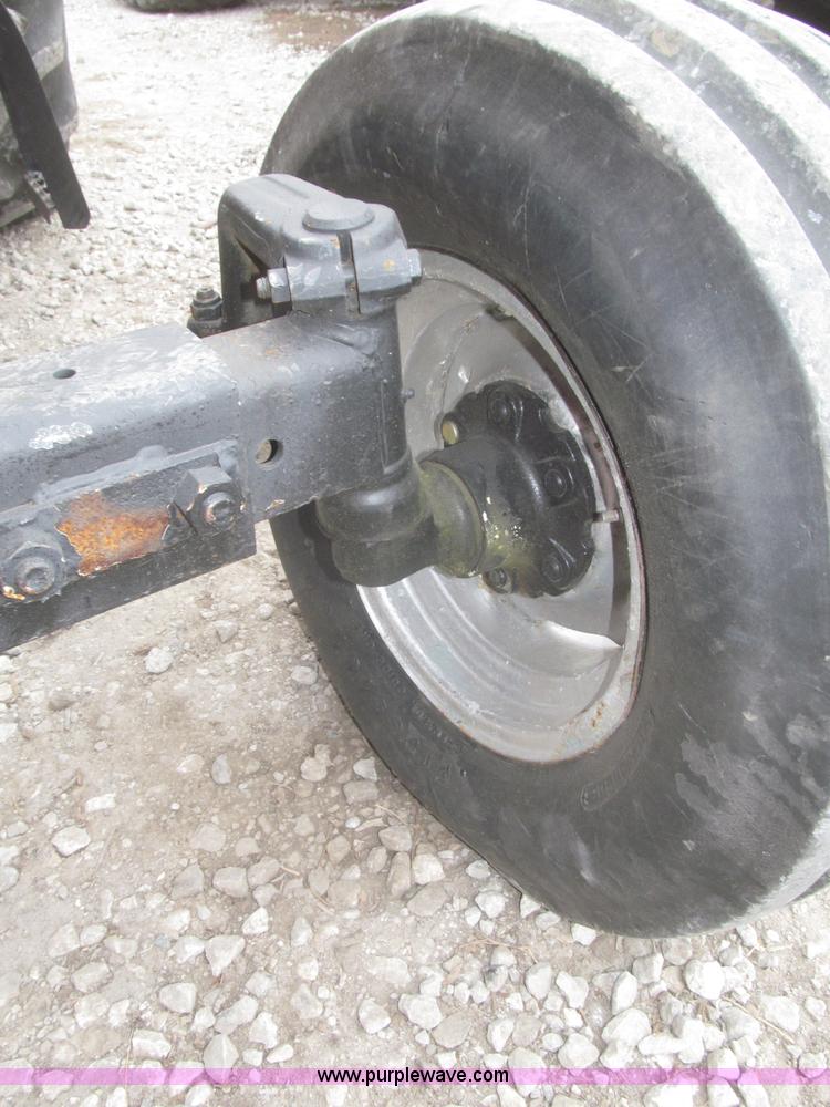 image for item F7229 1994 Case IH 4210 utility tractor