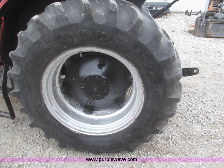 image for item F7229 1994 Case IH 4210 utility tractor