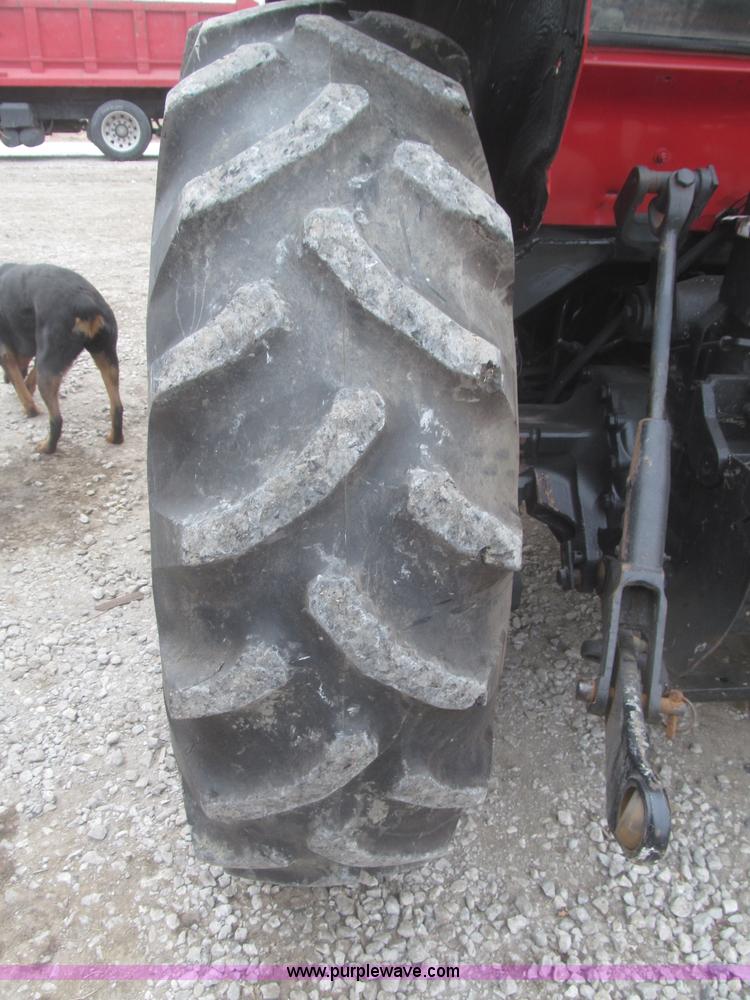 image for item F7229 1994 Case IH 4210 utility tractor