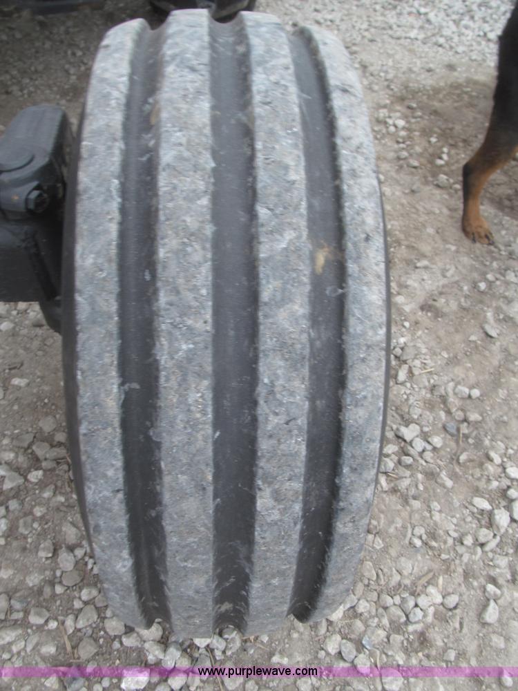 image for item F7229 1994 Case IH 4210 utility tractor