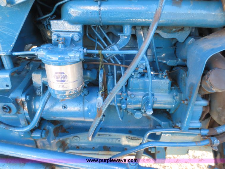 image for item F8070 1977 Ford 3600 tractor