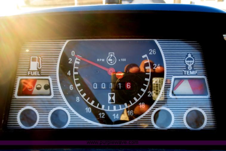 image for item F8070 1977 Ford 3600 tractor