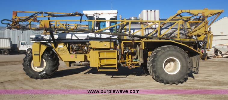 image for item F8119 1994 Ag-Chem TerraGator 1803 self-propelled sprayer