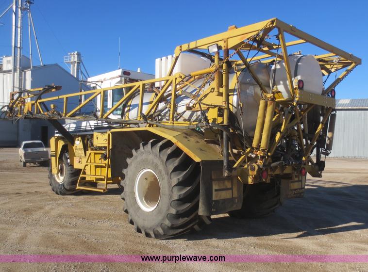image for item F8119 1994 Ag-Chem TerraGator 1803 self-propelled sprayer