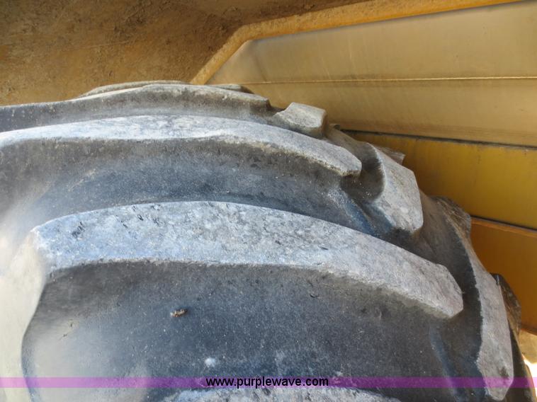 image for item F8119 1994 Ag-Chem TerraGator 1803 self-propelled sprayer