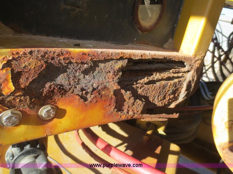 image for item F8119 1994 Ag-Chem TerraGator 1803 self-propelled sprayer