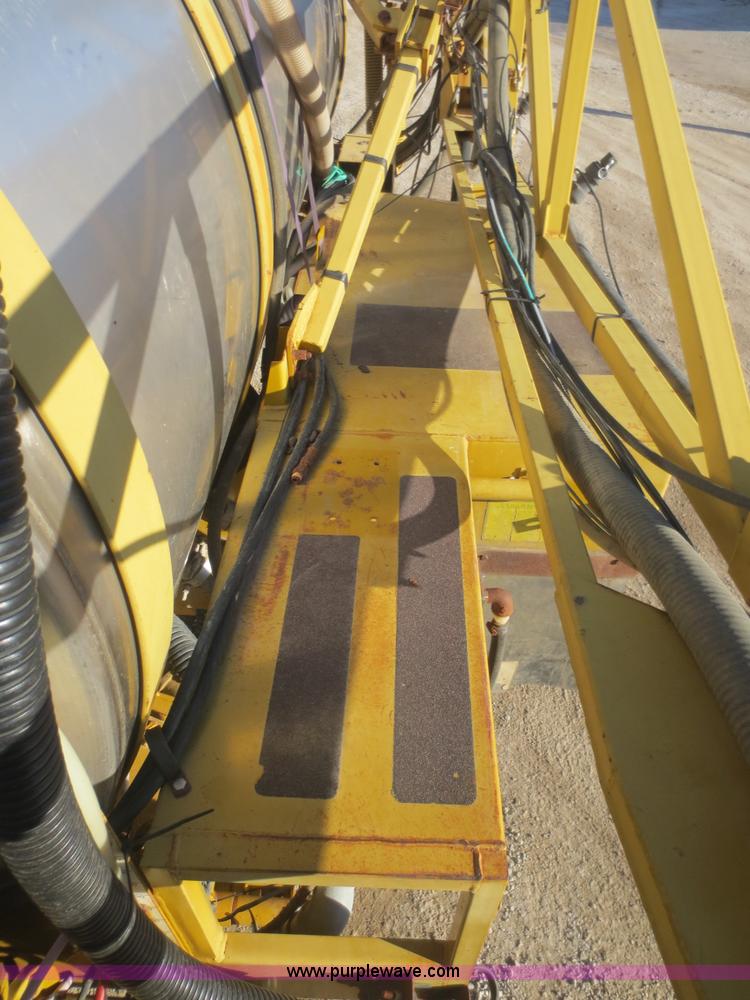 image for item F8119 1994 Ag-Chem TerraGator 1803 self-propelled sprayer